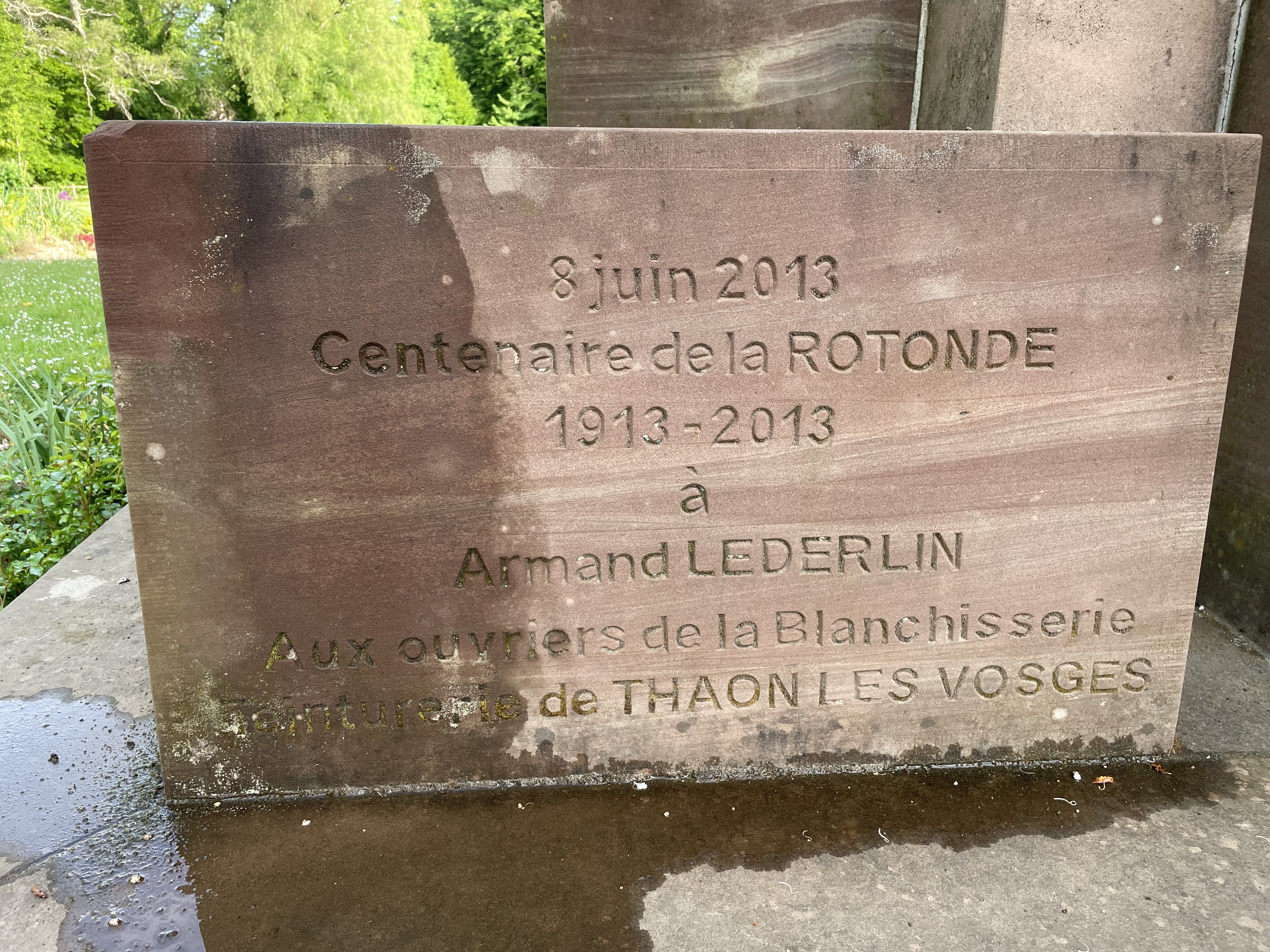 Nettoyage démoussage vapeur Statue Armand Lederlin Thaon les Vosges